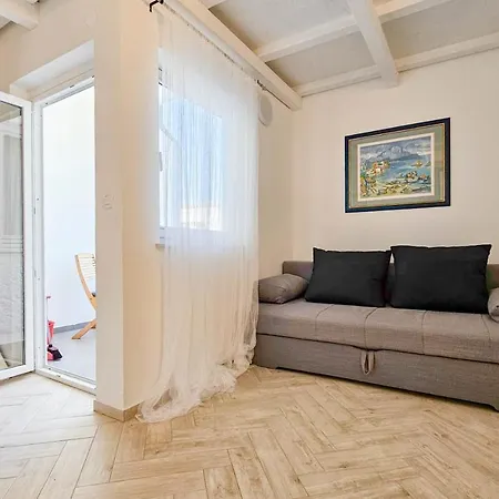 Apartamento Lira