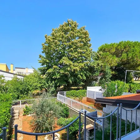 Lira Apartamento Dajla